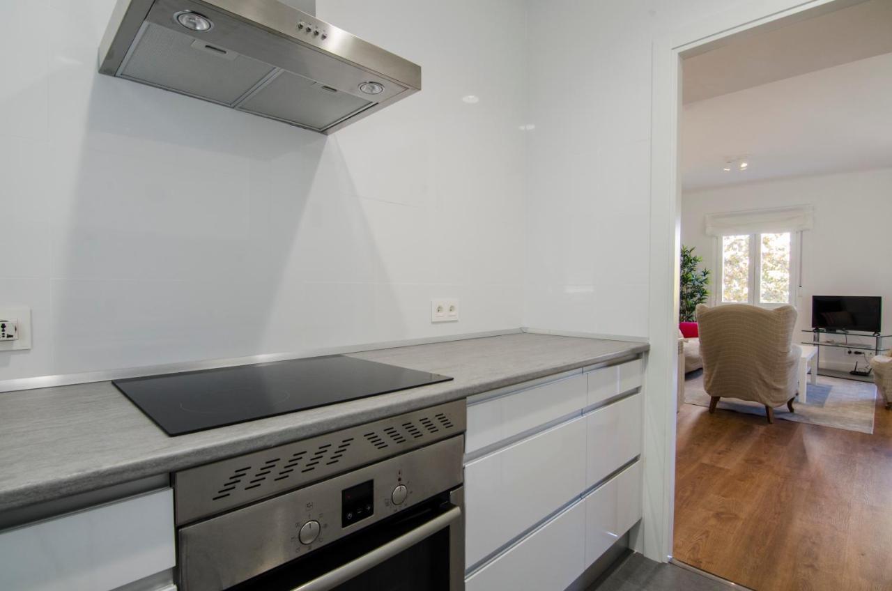 2 Bedrooms 2 Bathrooms Furnished - Bernabeu - Business Area With Terrace - Minty Stay Madrid Luaran gambar