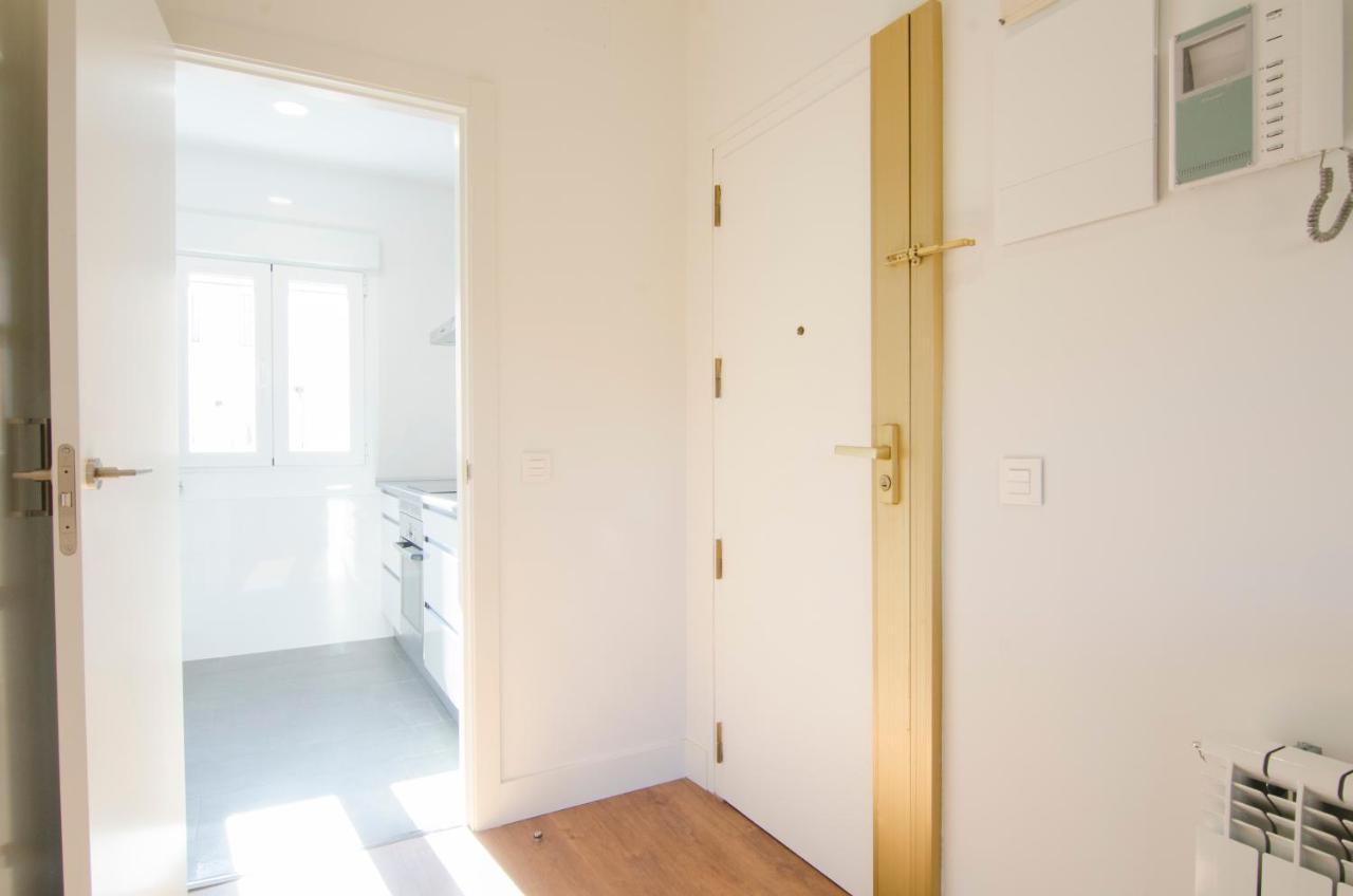 2 Bedrooms 2 Bathrooms Furnished - Bernabeu - Business Area With Terrace - Minty Stay Madrid Luaran gambar