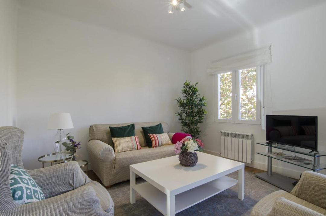 2 Bedrooms 2 Bathrooms Furnished - Bernabeu - Business Area With Terrace - Minty Stay Madrid Luaran gambar