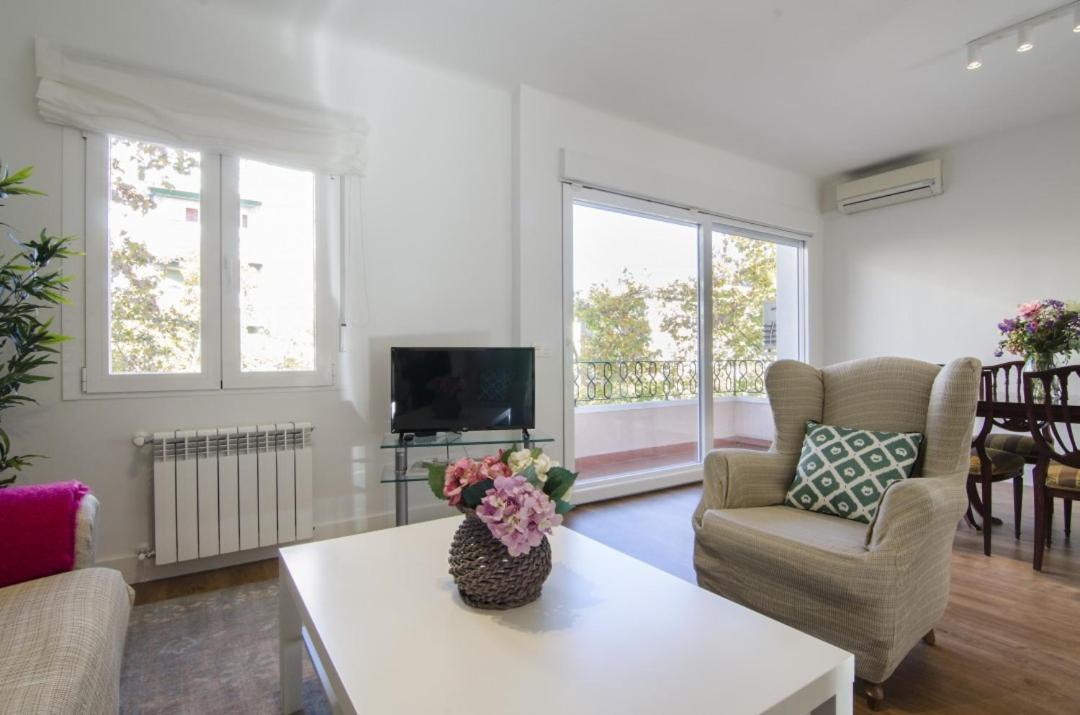 2 Bedrooms 2 Bathrooms Furnished - Bernabeu - Business Area With Terrace - Minty Stay Madrid Luaran gambar